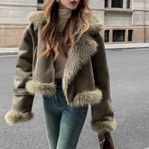 Die Jordyn Oversized Cropped Faux Fur Winterjacke - Mehrere Farben